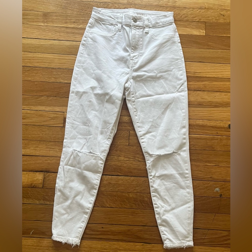 white american eagle jeans